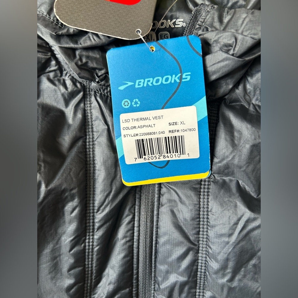 NEW Brooks Asphalt Thermal Vest SZ XL - Picture 2 of 2